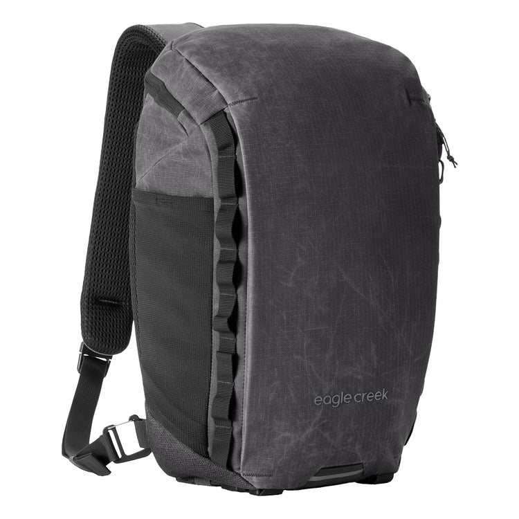 Explore Sling Pack – Black Supply
